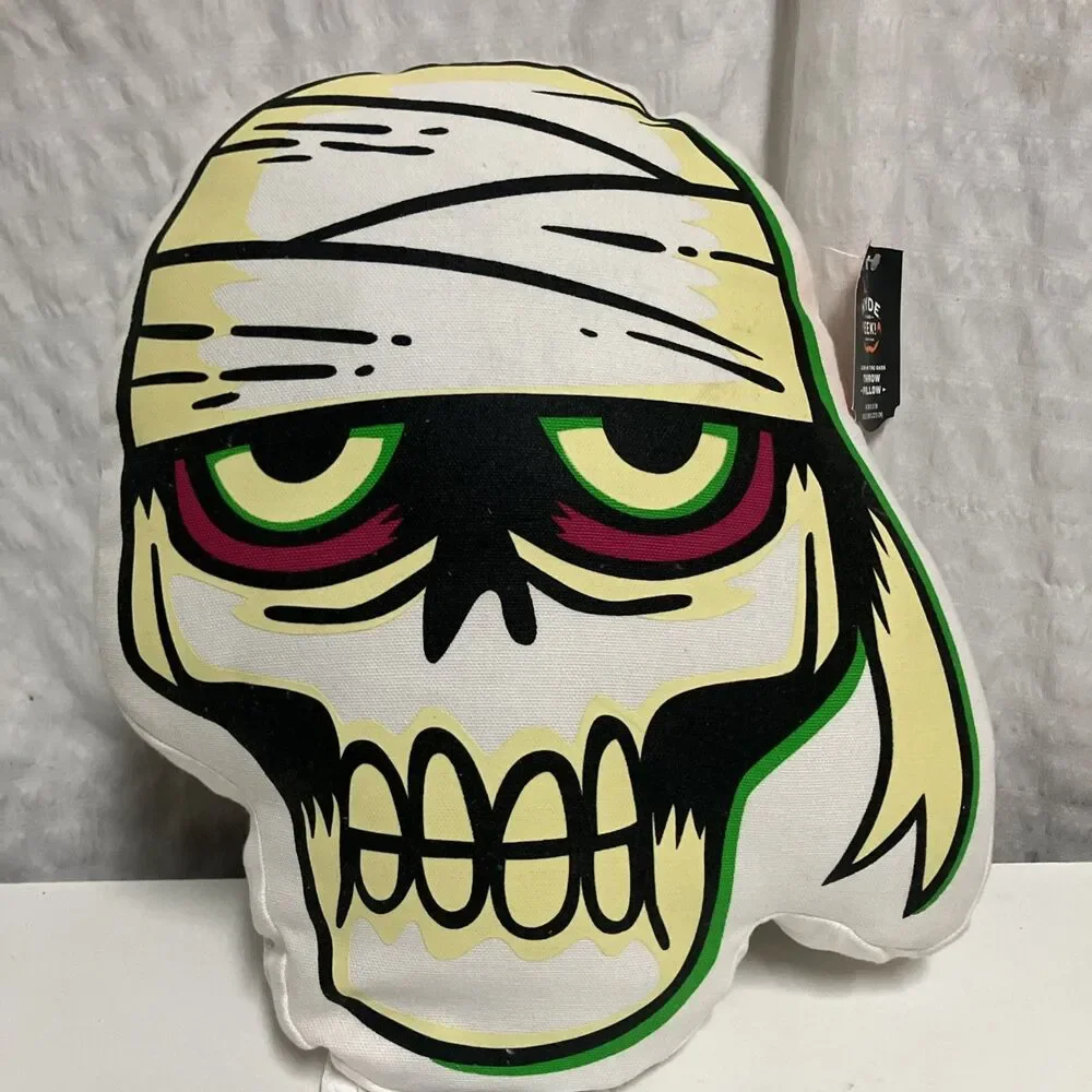 New HYDE & EEK Mummy Head Throw Pillow Halloween Prop
